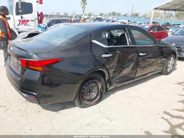 1N4BL4BV4NN396496 Nissan Altima S Fwd