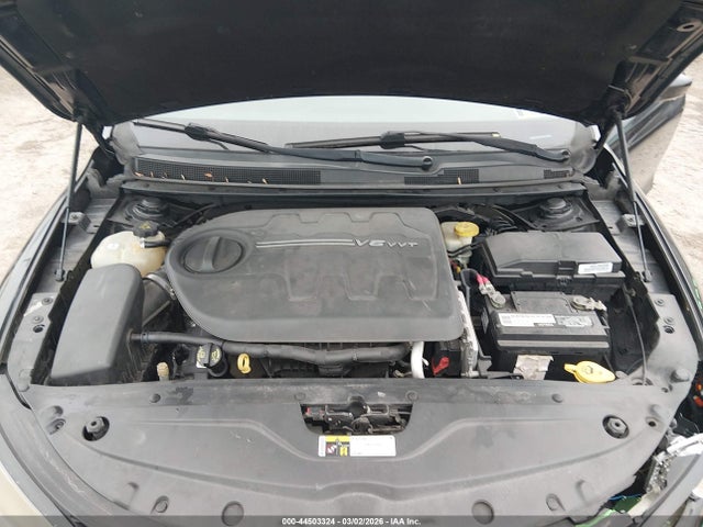 Продажа на аукционе авто 2015 Chrysler 200 S, vin: 1C3CCCBG3FN529183, номер лота: 44503324
