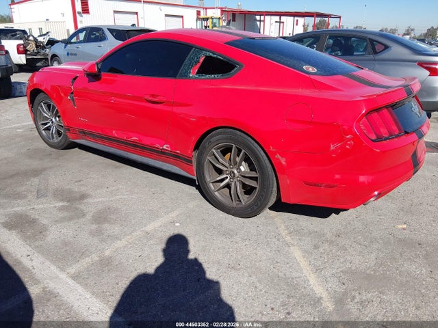 1FA6P8AM3F5311672 Ford Mustang V6