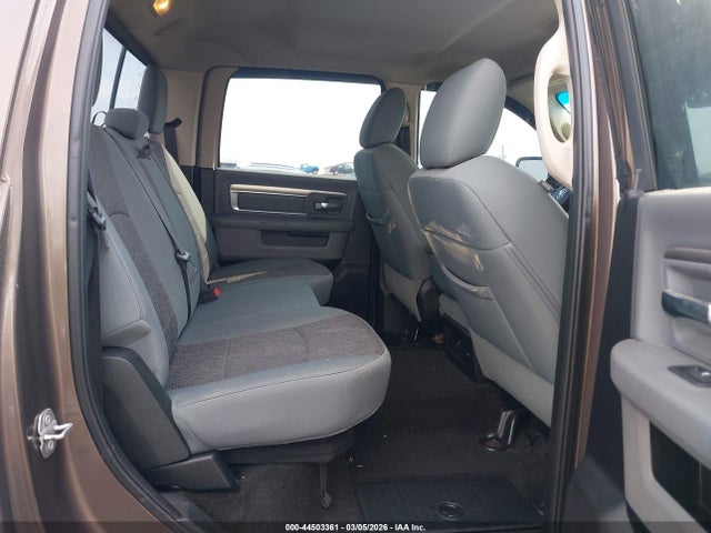 Продаж на аукціоні авто 2018 Ram 1500 Big Horn  4x4 6'4 Box, vin: 1C6RR7TT8JS125935, номер лоту: 44503361
