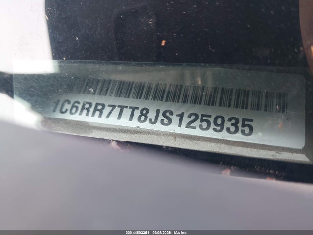 Продаж на аукціоні авто 2018 Ram 1500 Big Horn  4x4 6'4 Box, vin: 1C6RR7TT8JS125935, номер лоту: 44503361