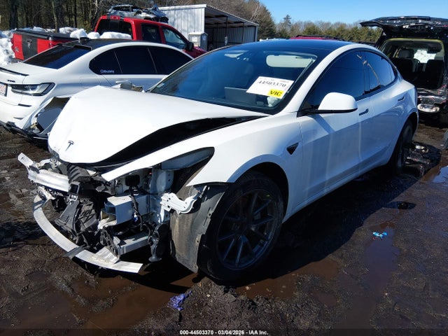 44503370 :رقم المزاد ، 5YJ3E1EA9MF061375 vin ، 2021 Tesla Model 3 Standard Range Plus Rear-wheel Drive مزاد بيع