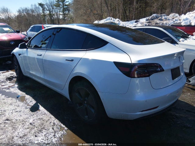 44503370 :رقم المزاد ، 5YJ3E1EA9MF061375 vin ، 2021 Tesla Model 3 Standard Range Plus Rear-wheel Drive مزاد بيع