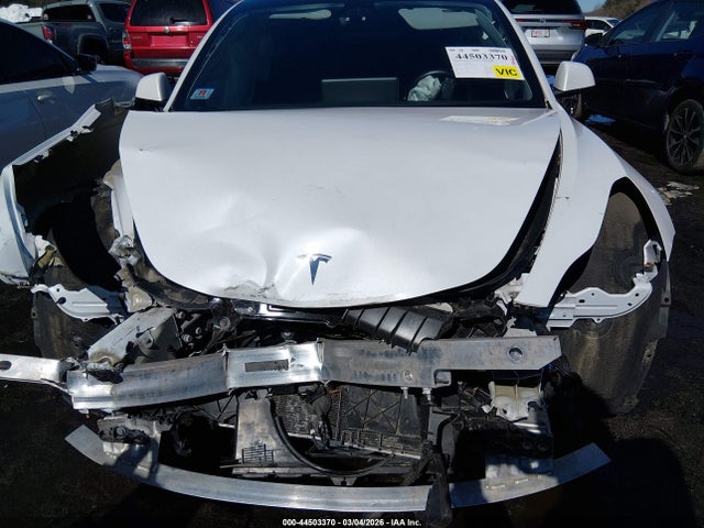 44503370 :رقم المزاد ، 5YJ3E1EA9MF061375 vin ، 2021 Tesla Model 3 Standard Range Plus Rear-wheel Drive مزاد بيع