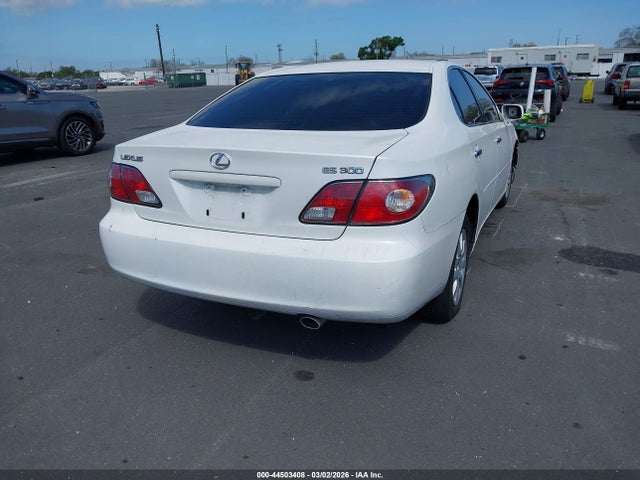 44503408 :رقم المزاد ، JTHBF30G920031027 vin ، 2002 Lexus Es 300 مزاد بيع