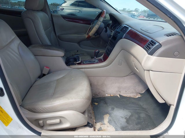 44503408 :رقم المزاد ، JTHBF30G920031027 vin ، 2002 Lexus Es 300 مزاد بيع