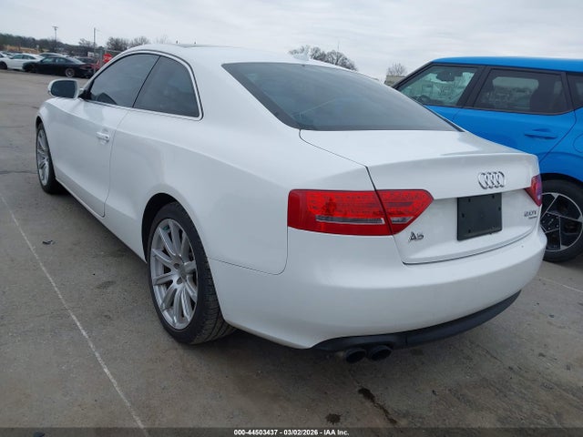 Aukcja sprzedaży 2011 Audi A5 2.0t Premium, vin: WAULFAFR0BA062662, numer aukcji: 44503437