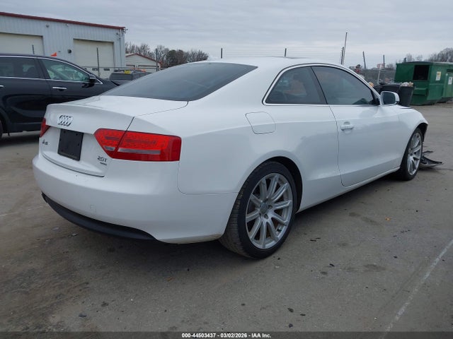 Aukcja sprzedaży 2011 Audi A5 2.0t Premium, vin: WAULFAFR0BA062662, numer aukcji: 44503437