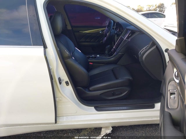 44503438 :رقم المزاد ، JN1EV7AP1JM361939 vin ، 2018 Infiniti Q50 3.0t Sport مزاد بيع
