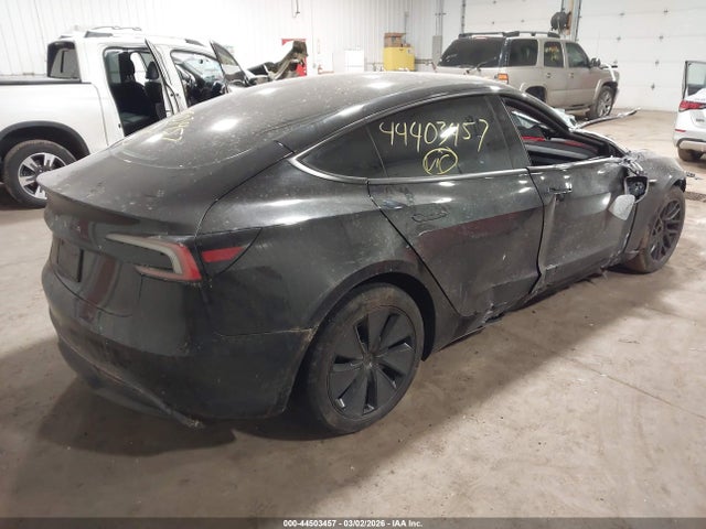 2025 TESLA MODEL 3 5YJ3E1EA2SF037934 Photo 3