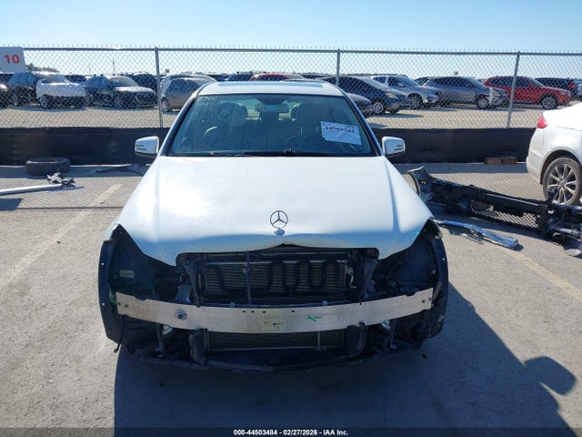2013 Mercedes-benz C 300 Luxury 4matic მანქანა იყიდება აუქციონზე, vin: WDDGF8AB6DG044602, აუქციონის ნომერი: 44503484