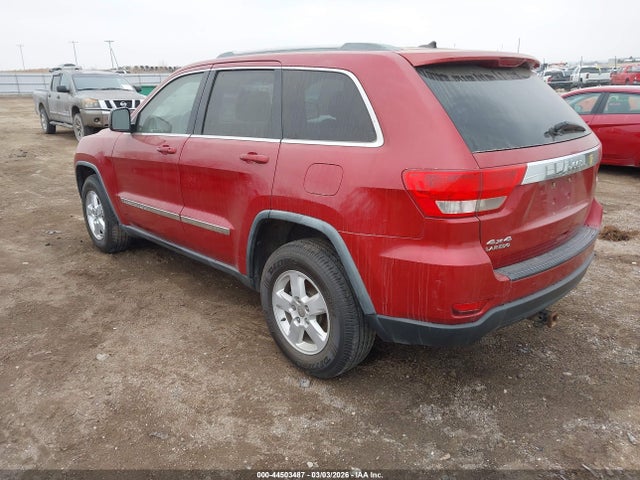 2011 JEEP GRAND CHEROKEE 1J4RR4GG3BC561781 Photo 2