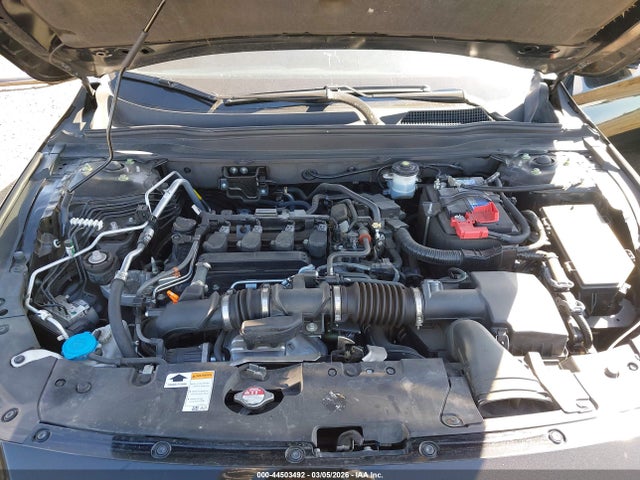 1HGCV1F34NA057682 Honda Accord Sport