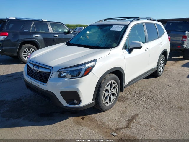 JF2SKAJC6MH582261 Subaru Forester Premium