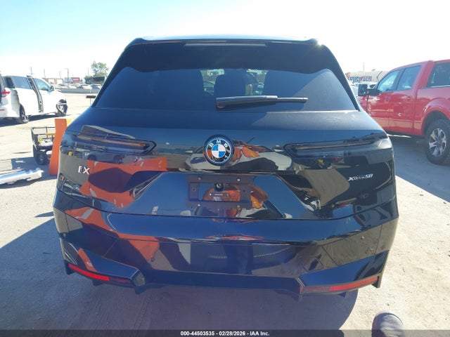 2025 Bmw Ix Xdrive50 მანქანა იყიდება აუქციონზე, vin: WB523CF00SCS07882, აუქციონის ნომერი: 44503535