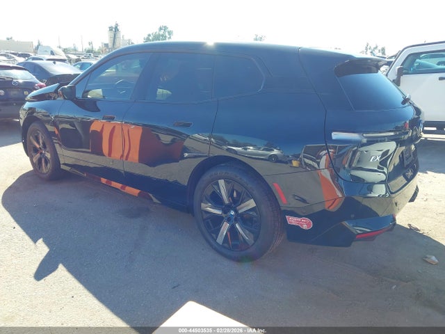 2025 Bmw Ix Xdrive50 მანქანა იყიდება აუქციონზე, vin: WB523CF00SCS07882, აუქციონის ნომერი: 44503535