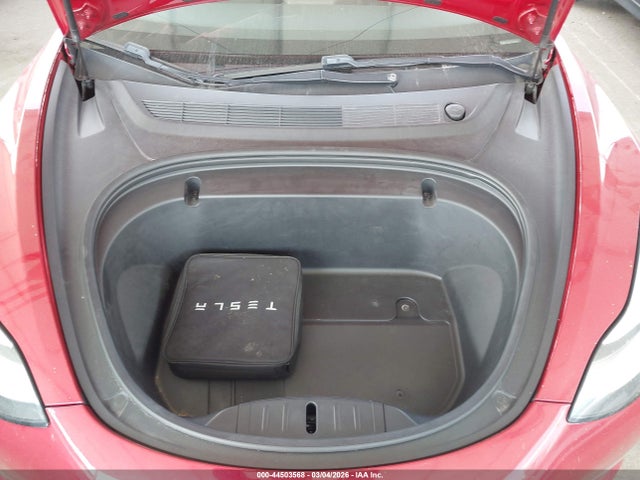 2020 Tesla Model 3 Long Range Dual Motor All-wheel Drive მანქანა იყიდება აუქციონზე, vin: 5YJ3E1EBXLF635893, აუქციონის ნომერი: 44503568