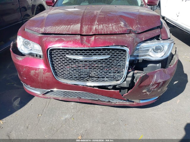 2016 Chrysler 300 Limited მანქანა იყიდება აუქციონზე, vin: 2C3CCAAG1GH243865, აუქციონის ნომერი: 44503574
