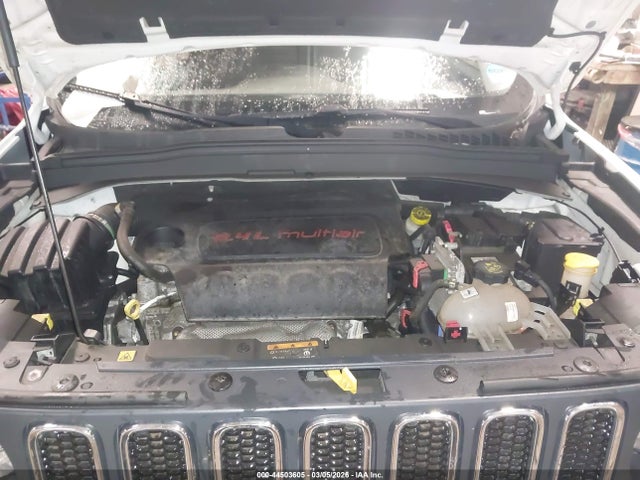 2017 JEEP RENEGADE ZACCJBBBXHPG51050 Photo 9