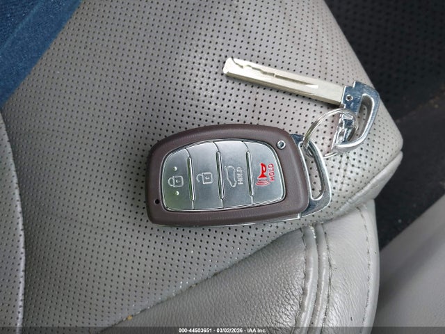 Продажа на аукционе авто 2015 Hyundai Sonata Limited, vin: 5NPE34AF6FH091360, номер лота: 44503651