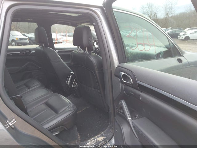 2018 PORSCHE CAYENNE WP1AA2A29JKA03657 Photo 7