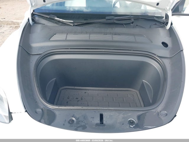 2023 TESLA MODEL Y 7SAYGAEE3PF664025 Photo 9