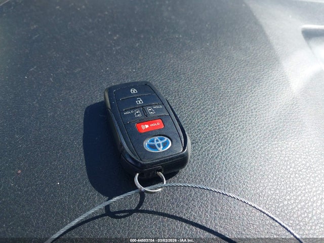 2021 TOYOTA SIENNA 5TDKRKEC0MS054902 Photo 10