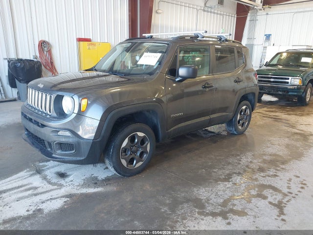 44503744 :رقم المزاد ، ZACCJBAB8JPH67533 vin ، 2018 Jeep Renegade Sport 4x4 مزاد بيع