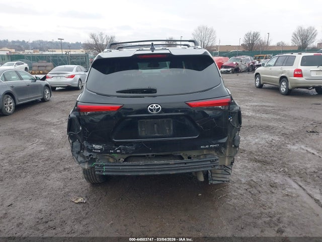 5TDGZRBH5NS562718 Toyota Highlander Xle