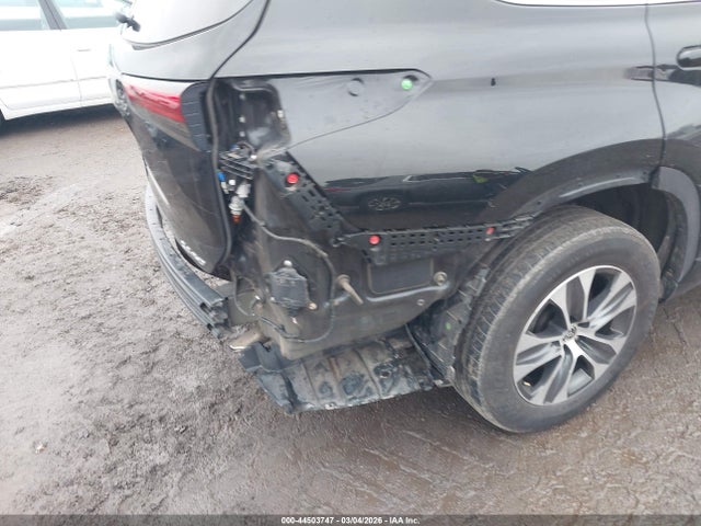 5TDGZRBH5NS562718 Toyota Highlander Xle