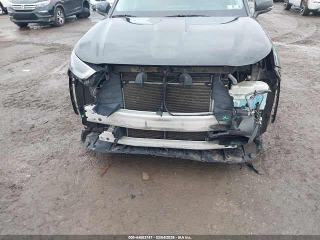 5TDGZRBH5NS562718 Toyota Highlander Xle