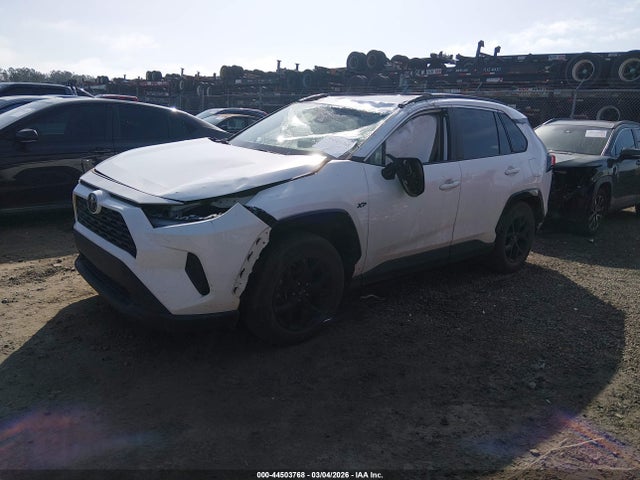 Toyota Rav4 Xle 2022 2T3W1RFV8NC203821 Image 2