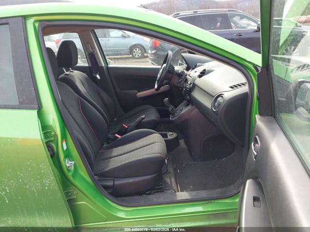 44503775 :رقم المزاد ، JM1DE1HZ1B0122106 vin ، 2011 Mazda Mazda2 Touring مزاد بيع