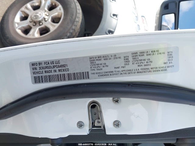 2023 Ram 2500 Big Horn  4x4 6'4 Box მანქანა იყიდება აუქციონზე, vin: 3C6UR5DL8PG648921, აუქციონის ნომერი: 44503776