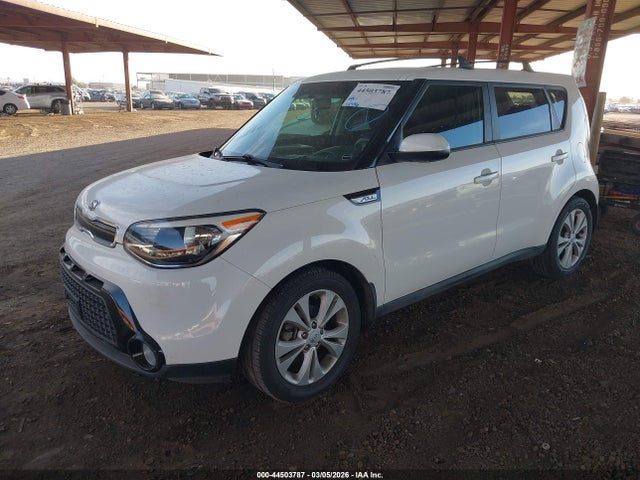 KIA SOUL + 2016 KNDJP3A55G7365318 Image 2
