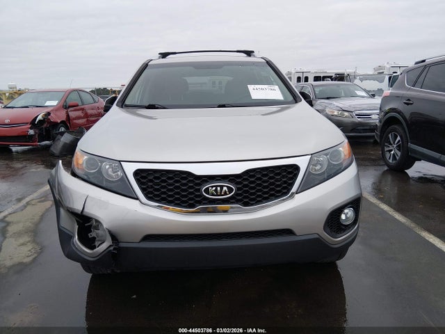 2013 Kia Sorento Ex მანქანა იყიდება აუქციონზე, vin: 5XYKU3A60DG413165, აუქციონის ნომერი: 44503786