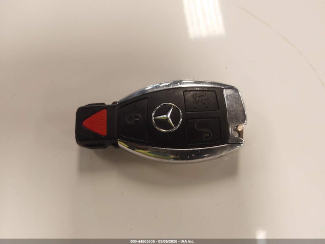44503806 :رقم المزاد ، 55SWF4KB5FU031302 vin ، 2015 Mercedes-benz C 300 4matic مزاد بيع