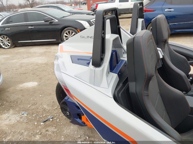 57XAARHB9N8149390 Polaris Slingshot R