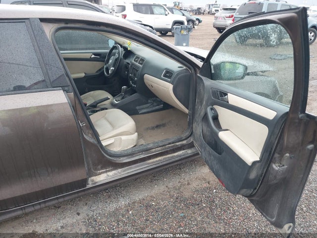 Aukcja sprzedaży 2011 Volkswagen Jetta 2.5l Se, vin: 3VWDZ7AJ4BM385373, numer aukcji: 44503814