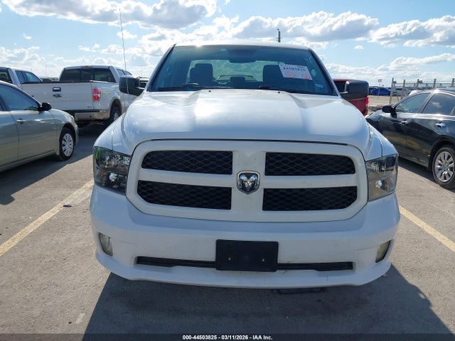 44503825 :رقم المزاد ، 1C6RR6FT5FS623362 vin ، 2015 Ram 1500 Express مزاد بيع