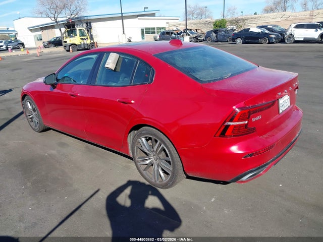 7JRA22TM1KG003476 Volvo S60 T6 R-design