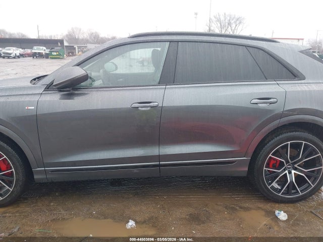 2021 Audi Q8 Premium Plus 55 Tfsi Quattro Tiptronic მანქანა იყიდება აუქციონზე, vin: WA1EVAF19MD007860, აუქციონის ნომერი: 44503896