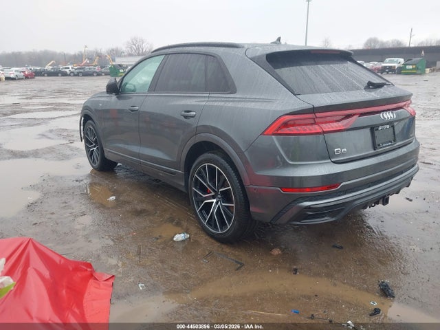 2021 Audi Q8 Premium Plus 55 Tfsi Quattro Tiptronic მანქანა იყიდება აუქციონზე, vin: WA1EVAF19MD007860, აუქციონის ნომერი: 44503896