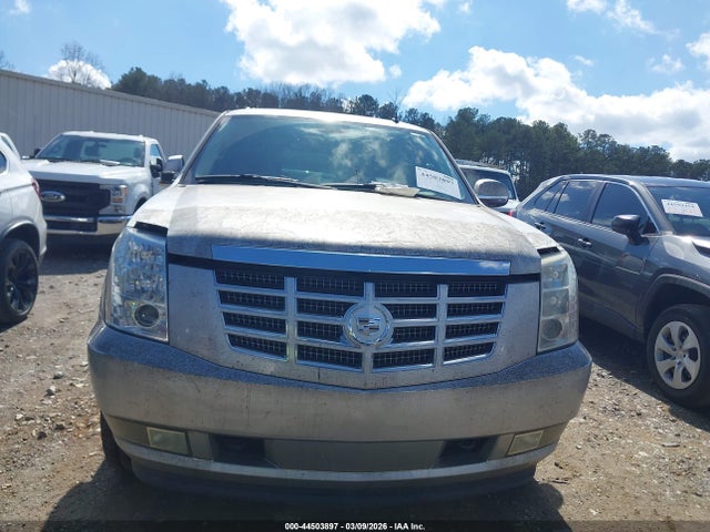 Продаж на аукціоні авто 2010 Cadillac Escalade Luxury, vin: 1GYUCBEF7AR265507, номер лоту: 44503897