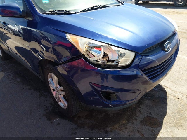 2011 HYUNDAI TUCSON KM8JU3AC2BU257932 Photo 5