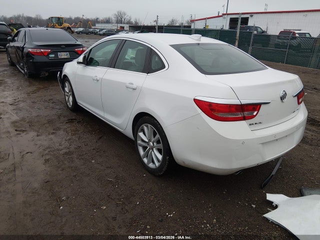 44503913 :رقم المزاد ، 1G4PR5SK7G4100675 vin ، 2016 Buick Verano Convenience Group مزاد بيع