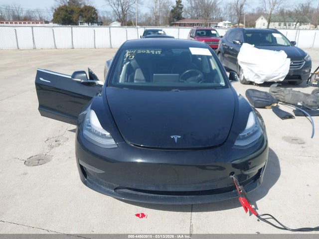 Aukcja sprzedaży 2018 Tesla Model 3 Long Range/mid Range, vin: 5YJ3E1EA5JF108364, numer aukcji: 44503915