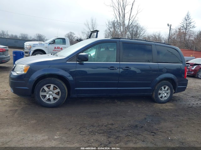 Продаж на аукціоні авто 2008 Chrysler Town & Country Touring, vin: 2A8HR54P68R695642, номер лоту: 44503940