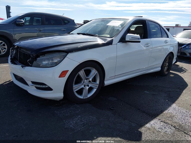 44503962 :رقم المزاد ، WDDGF5EB8BA504173 vin ، 2011 Mercedes-benz C 300 Luxury/sport مزاد بيع