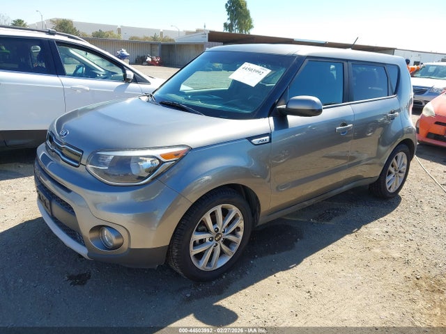 KIA SOUL + 2019 KNDJP3A54K7654330 Image 2